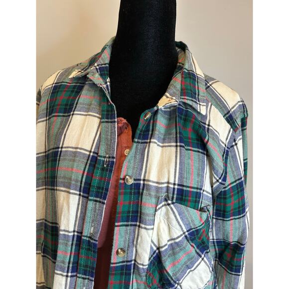 American Eagle Boyfriend Fit Plaid Flannel Shirt Size L Cozy Cabin Style - Picture 2 of 4